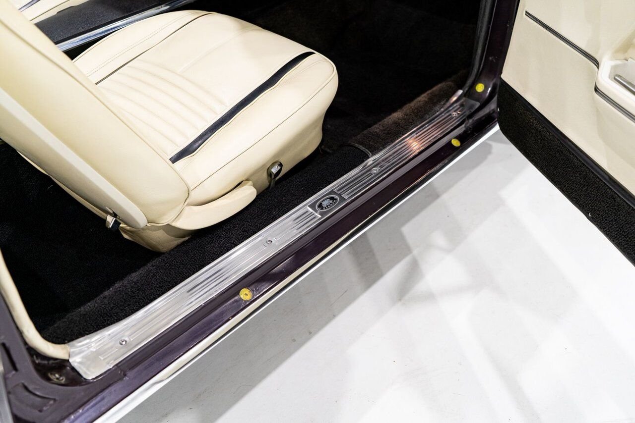 Chevrolet Camaro PRIX EN USD Convertible Beautifully presented from former Restoration 1967 mauve Montréal - photo #75