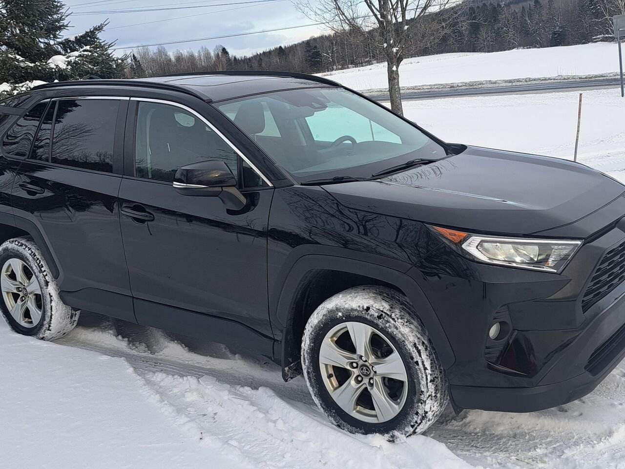 Toyota RAV4 XLE TI 2019 Noir minuit métallisé Lac-Etchemin - photo #6