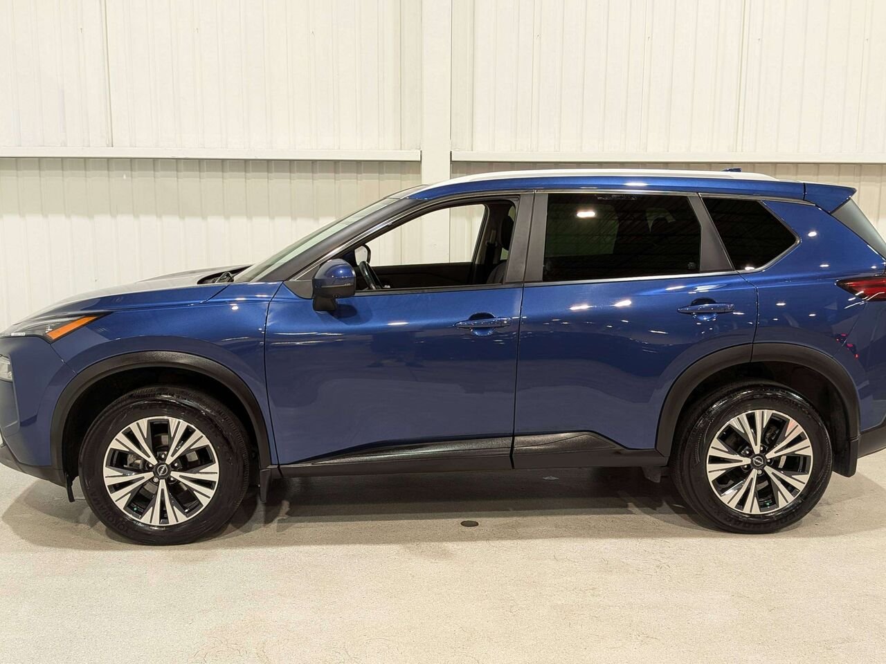 2023 Nissan Rogue AWD SV Moonroof Blue Val-David - photo #4