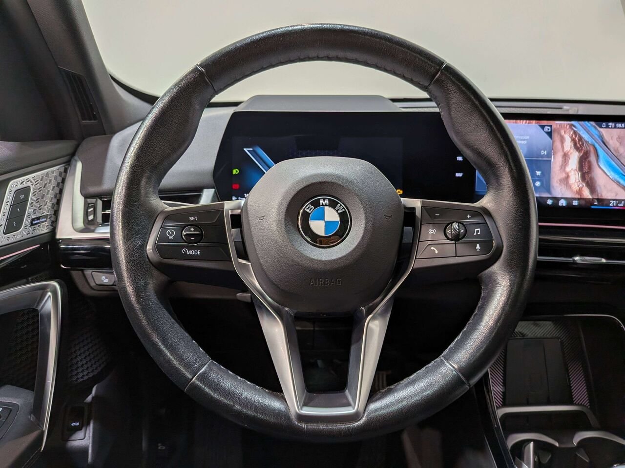 2024 BMW X1 xDrive28i Sports Activity Vehicle Black Val-David - photo #13
