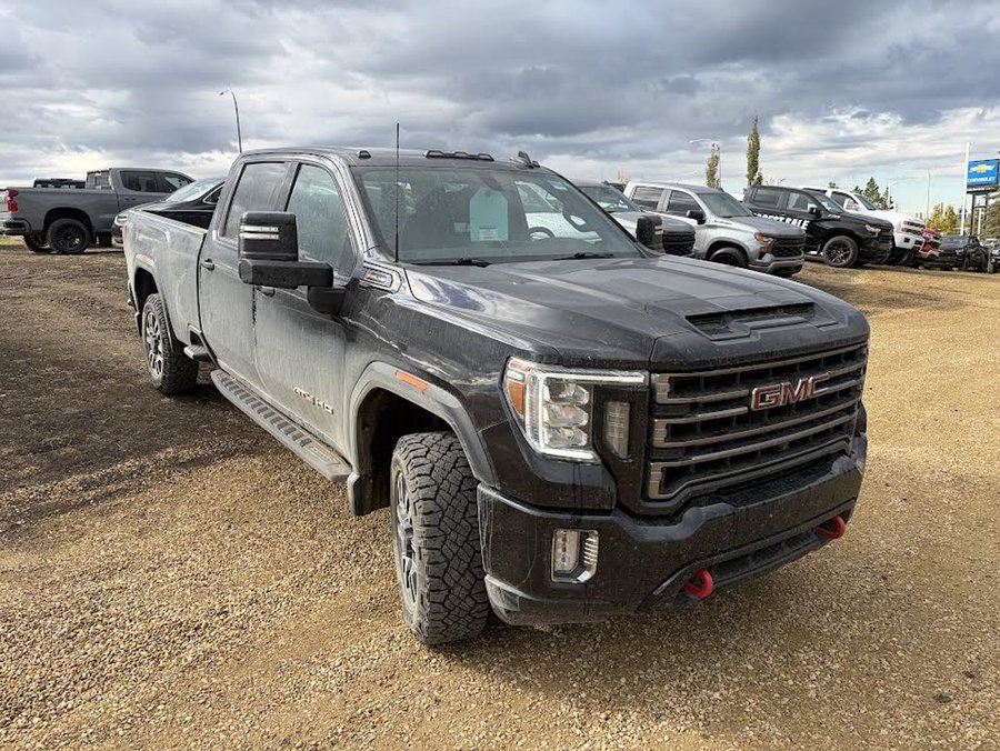 2023 GMC Sierra 2500HD AT4 Preferred 6.6L Gas | Sunroof Black