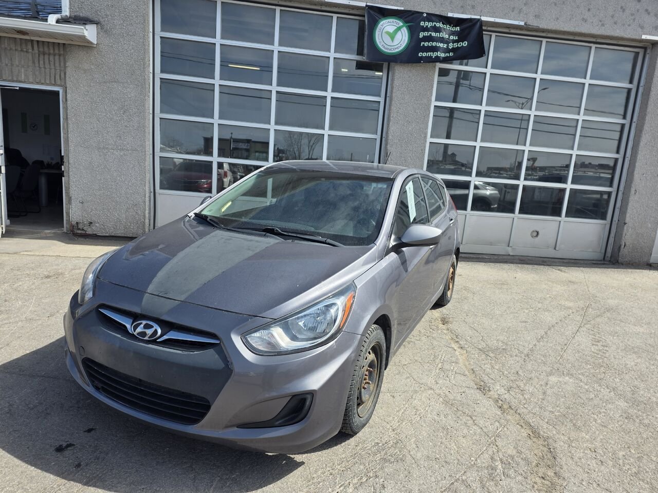 Hyundai Accent 2013 Noir Longueuil, - photo #0