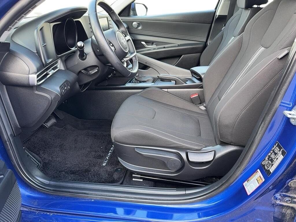 2022 Hyundai Elantra Preferred Blue Baie-Comeau - photo #9