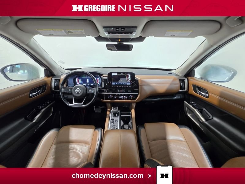 Nissan Pathfinder 2024 Blanc Laval - photo #18