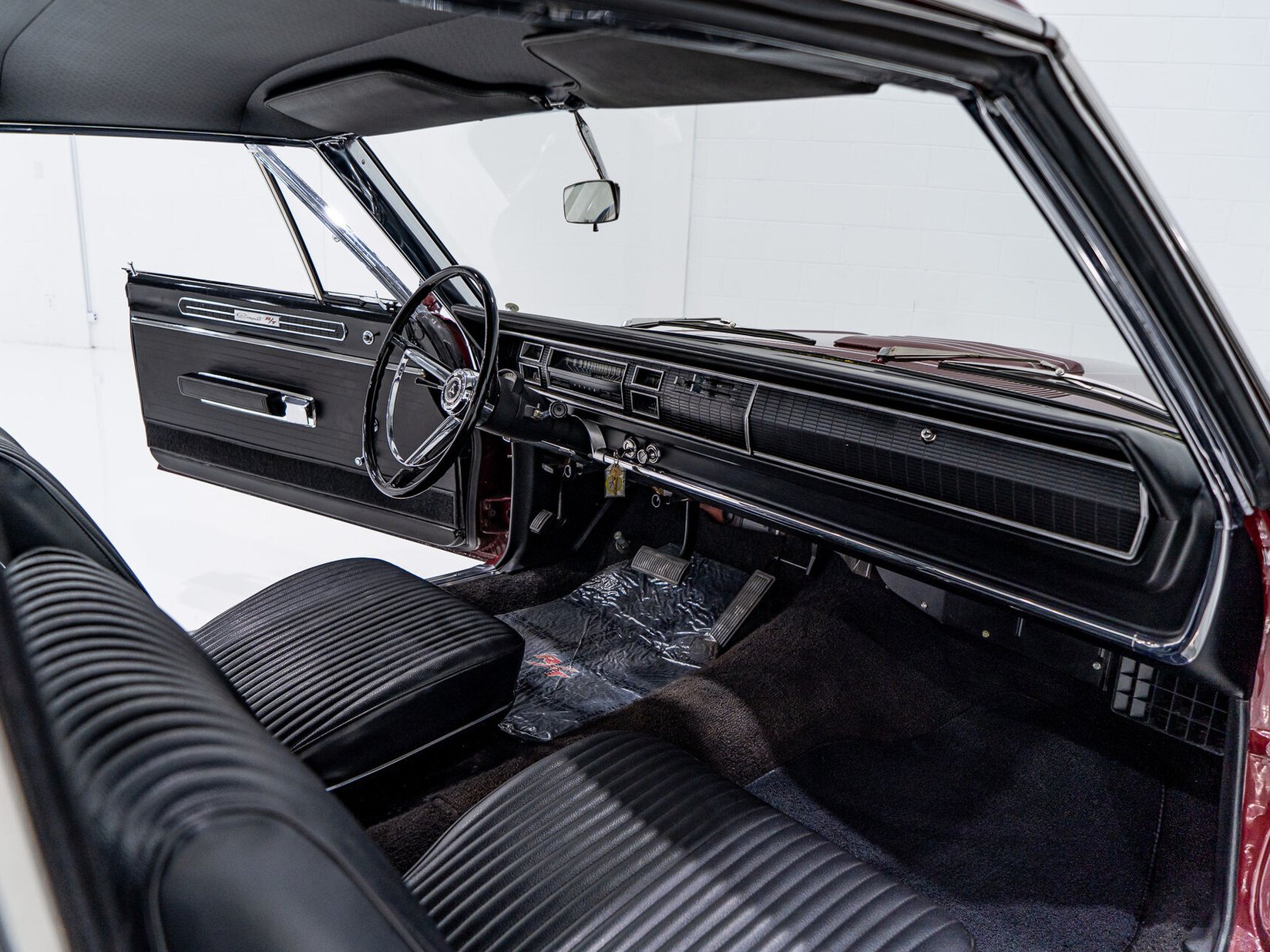 Dodge Coronet R/T Factory Hemi single repaint PRICE IN USD 1967 Montréal - photo #12
