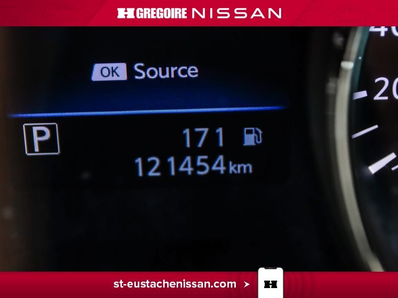 2019 Nissan Qashqai Red Laval - photo #16