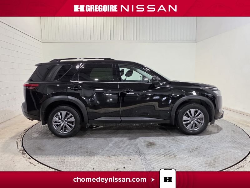 2024 Nissan Pathfinder Black Saint-Eustache - photo #11