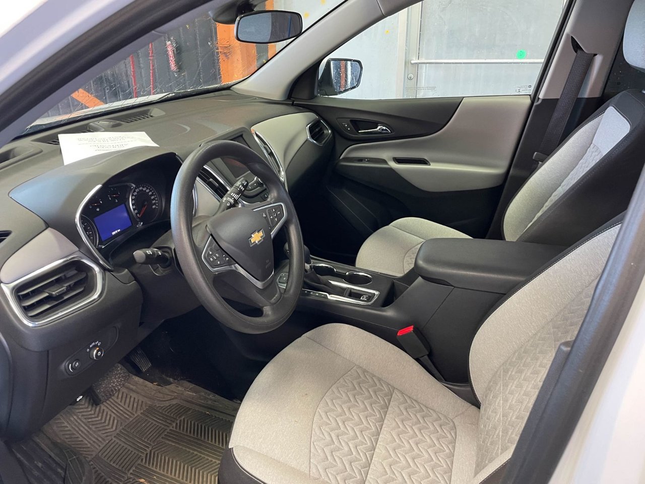 Chevrolet Equinox LT AWD *SIÈGES CHAUFF* CARPLAY BLUETOOTH *BAS KM* 2022 Blanc Saint-Jérôme - photo #2