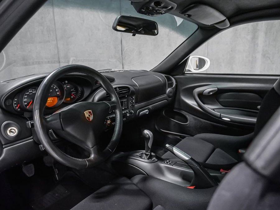 2004 Porsche 911 GT3 Clubsport White