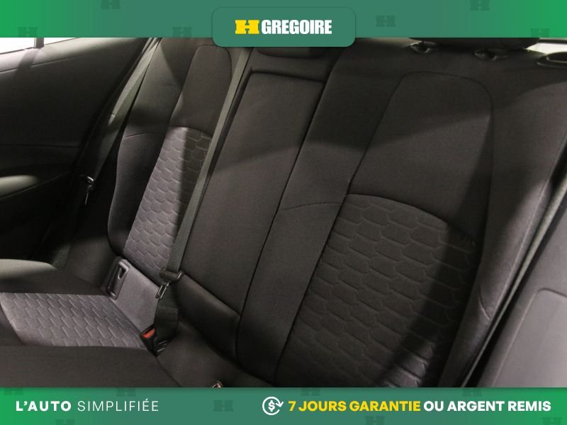 Toyota Corolla 822605 | CVT AUTO AC GR ELECT MAGS CAM RECUL BLEUTOOTH 2022 Noir Laval - photo #53