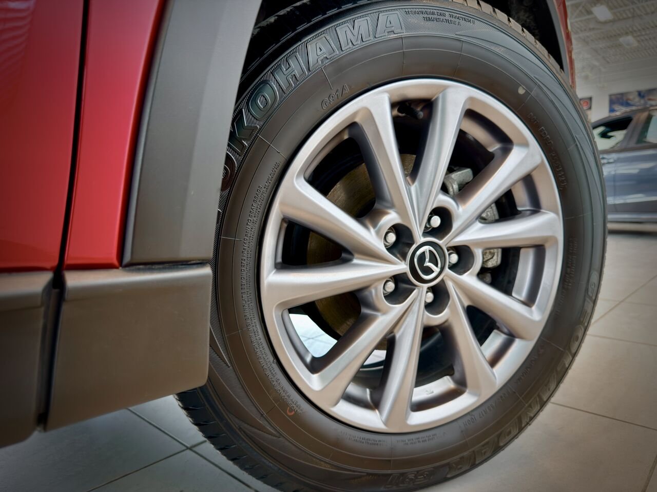 2024 Mazda CX-5 Red Notre-Dame-des-Prairies - photo #14