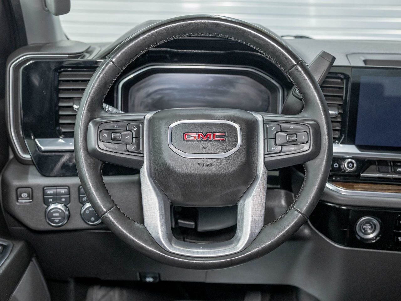 GMC Sierra 1500 SLE X31 CREW 4X4 DIESEL *NAV* SIÈGES CHAUF CARPLAY 2024 Blanc Saint-Jérôme - photo #11