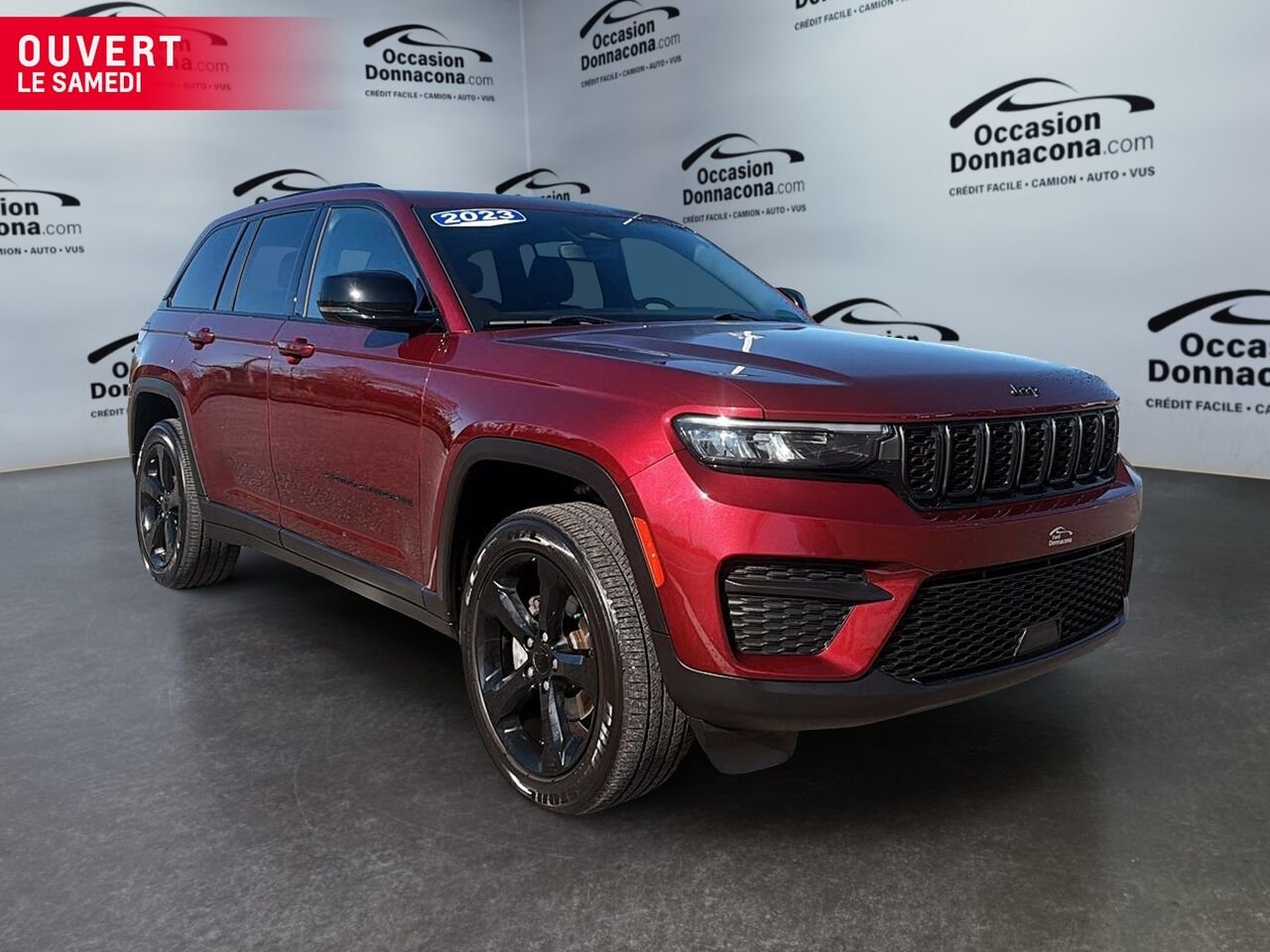 2023 Jeep Grand Cherokee Red  - photo #2