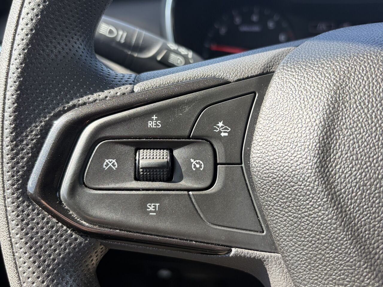 2021 CHEVROLET TRAILBLAZER LT Traction intégrale, 4 portes LT White Gatineau - photo #4
