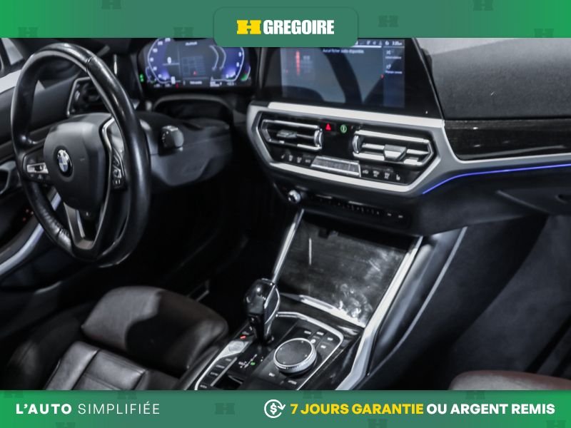 BMW 330I 823386 | 330i xDrive AUTO AC CUIR TOIT NAV MAGS CAM RECULE 2019 Argent Laval - photo #24