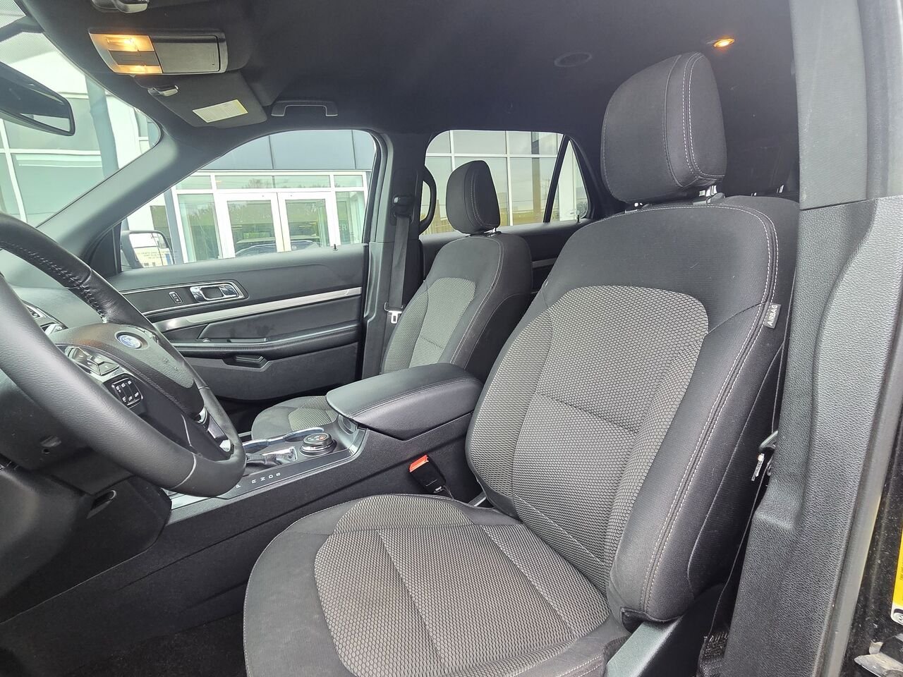 Ford Explorer XLT AWD 2018 Noir Granby - photo #11