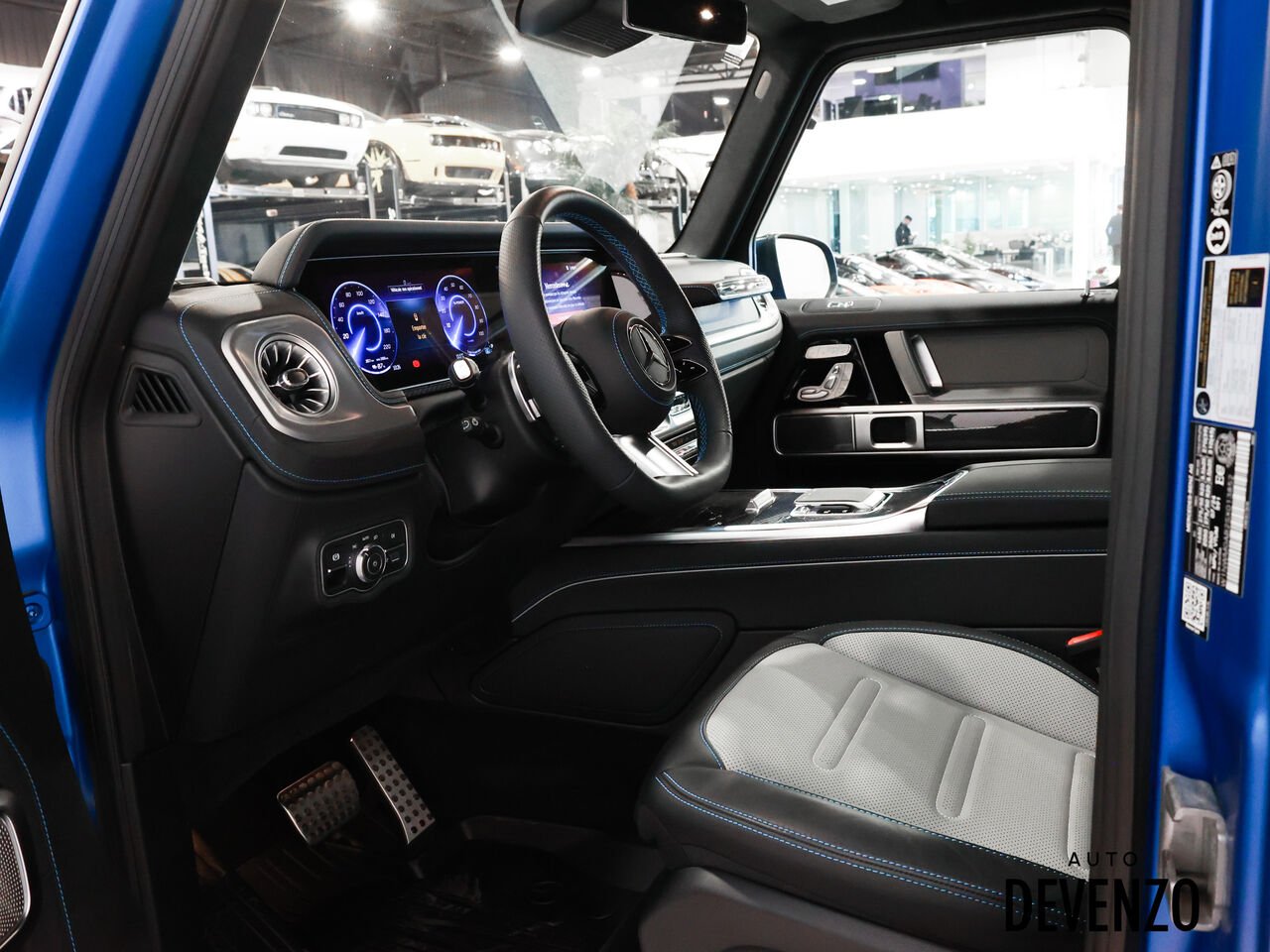2025 Mercedes-Benz Classe-G Blue Saint-Eustache - photo #17