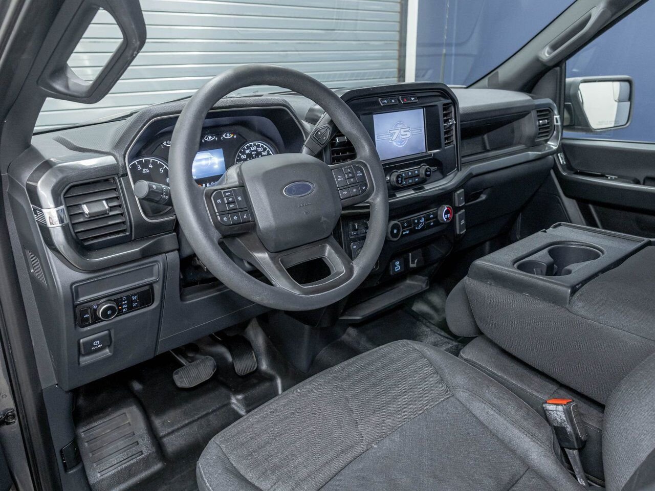 Ford F-150 XL STX CREW 4X4 *NAV* GR REMORQ CARPLAY 2023 Gris Saint-Jérôme - photo #1