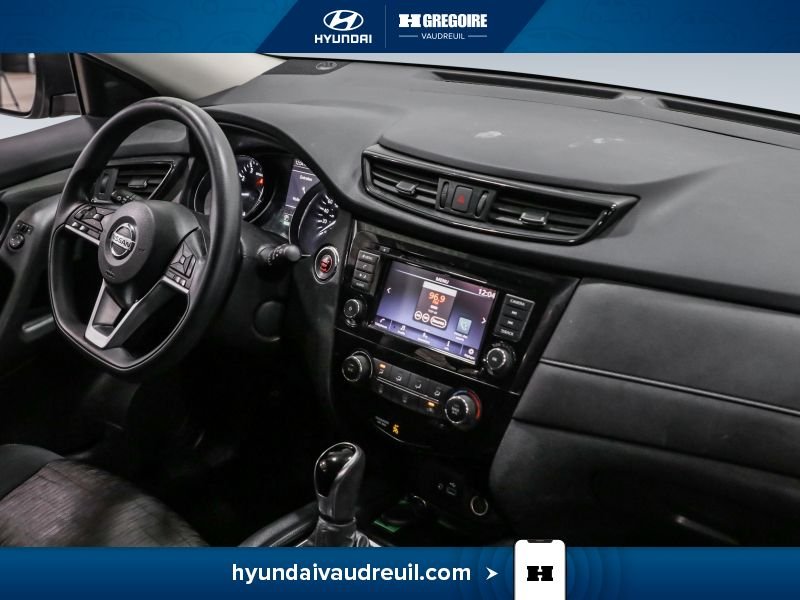 2018 Nissan Rogue Grey Blainville - photo #30