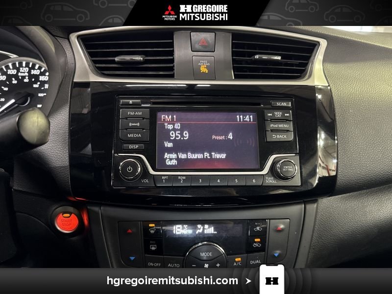 2018 Nissan Sentra Black Saint-Eustache - photo #26
