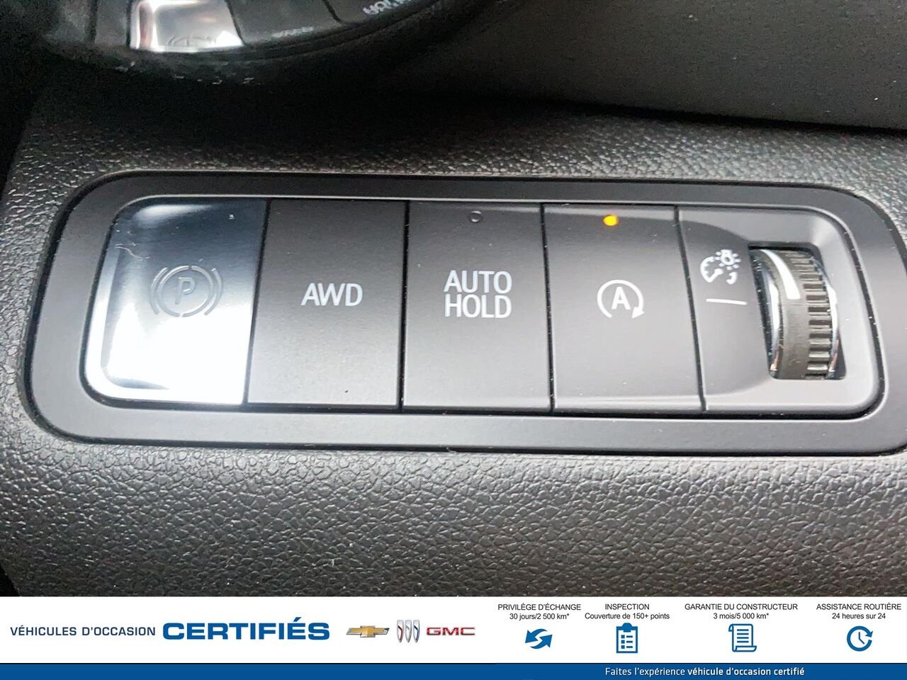 2026 CHEVROLET EQUINOX LT 4 portes à transmission intégrale avec 2LT White Montmagny - photo #14