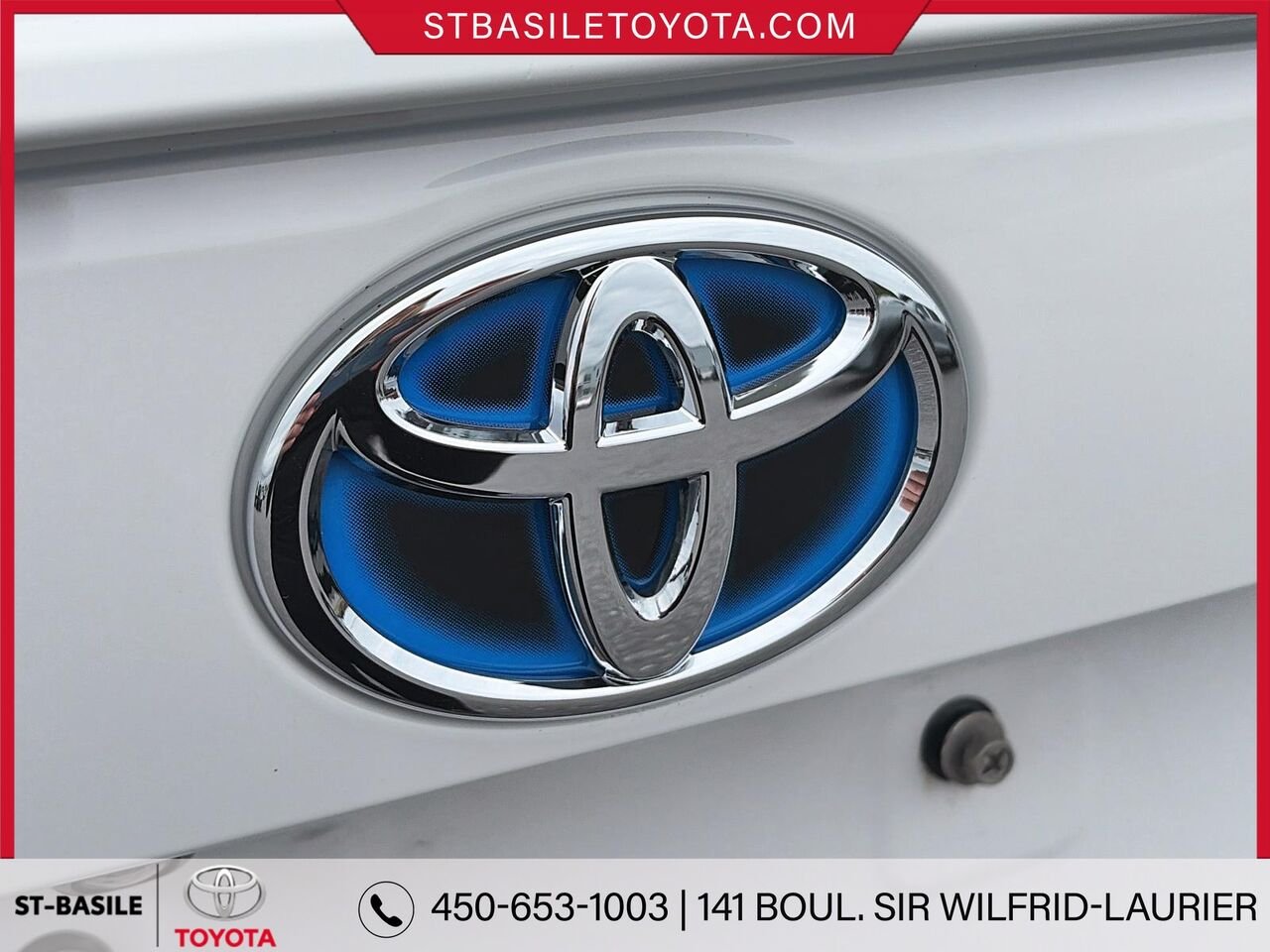 TOYOTA RAV4 PRIME 2023 Blanc Saint-Basile-le-Grand - photo #4