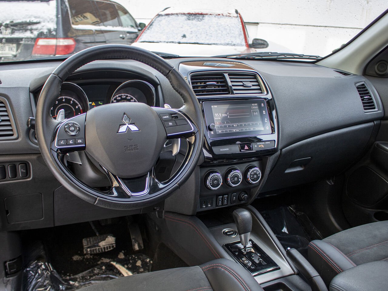 2019 Mitsubishi RVR GT-AWD Black Montreal - photo #5