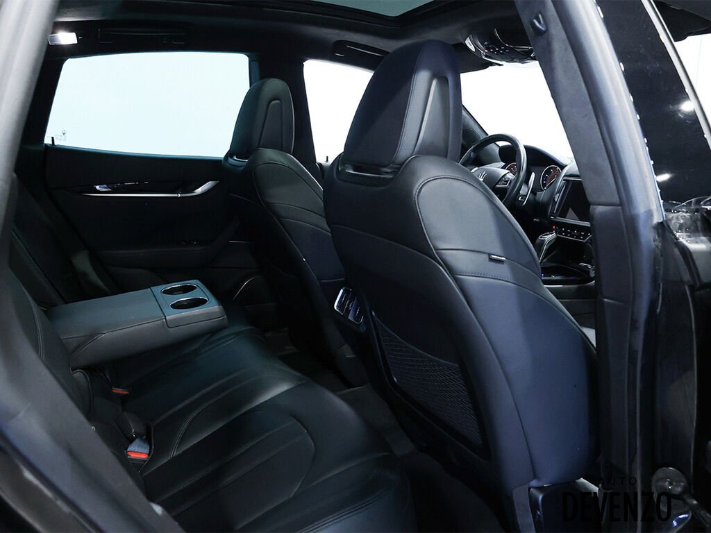 2022 Maserati Levante Black Saint-Eustache - photo #9
