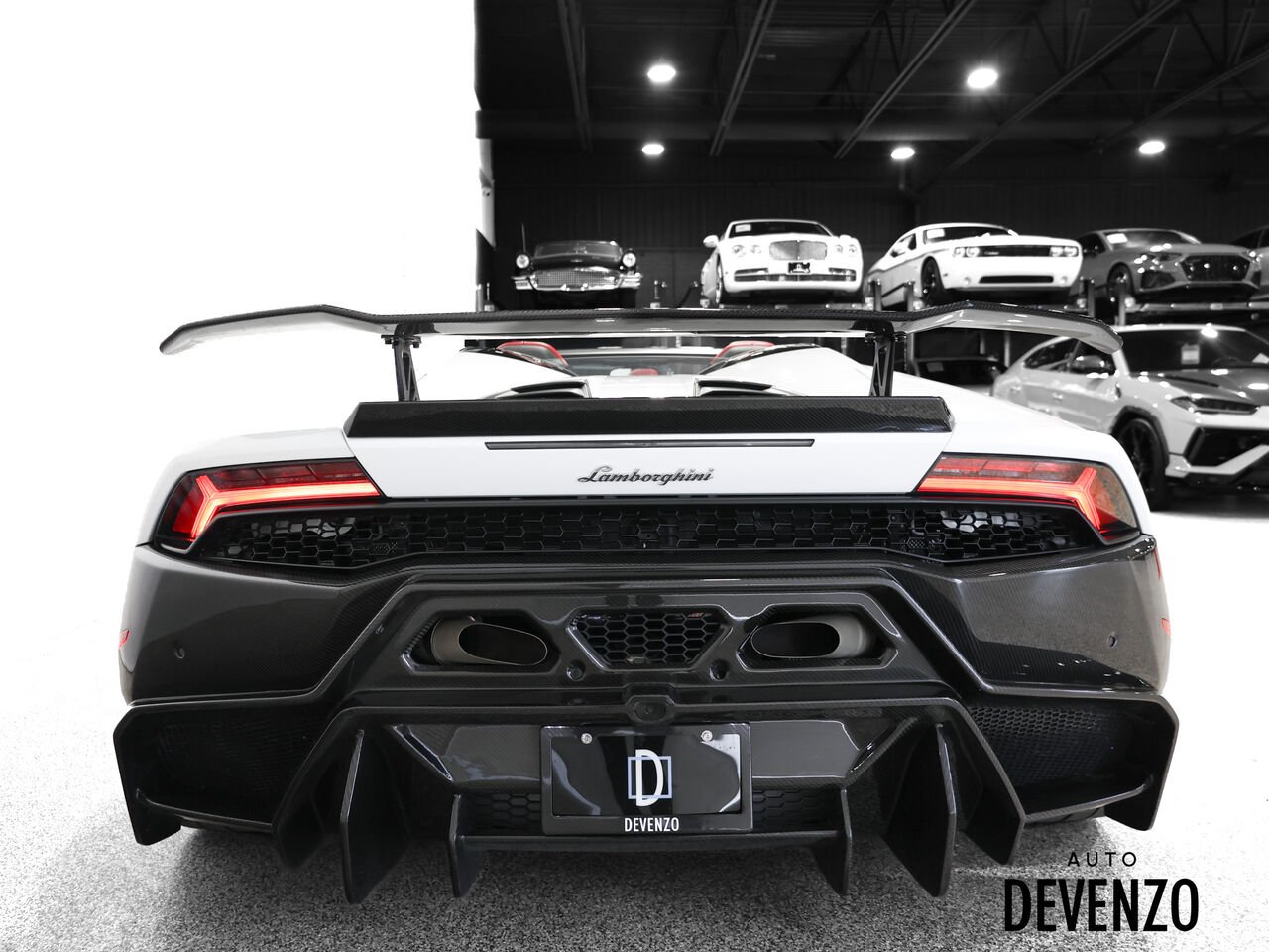 2017 Lamborghini Huracan White Saint-Eustache - photo #3