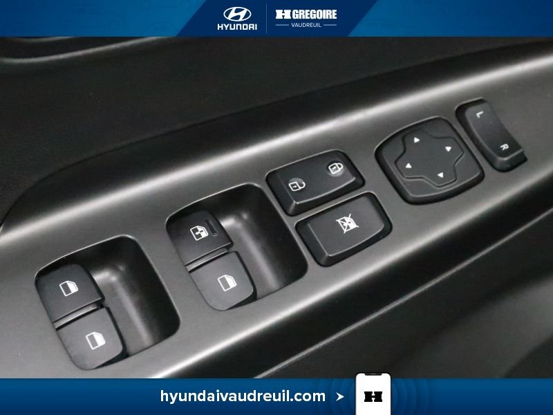 2023 Hyundai Kona Grey Laval - photo #16