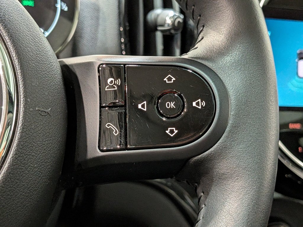 MINI Countryman Cooper ALL4 *Ltd Avail* 2023 Noir Val-David - photo #17
