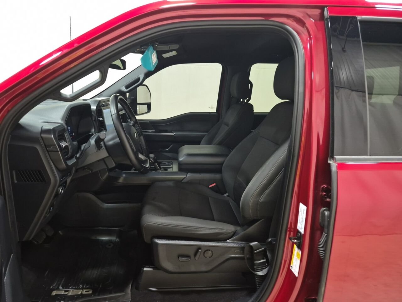 2024 Ford F-150 F150 XLT CREW CAB STD BED Red Châteauguay - photo #5