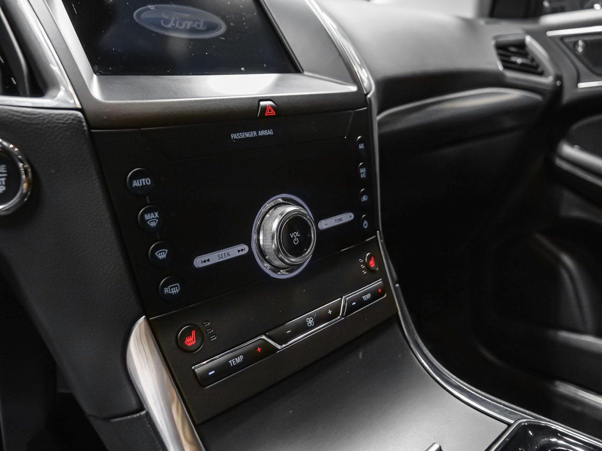 2020 Ford Edge TITANIUM AWD White Montreal - photo #12