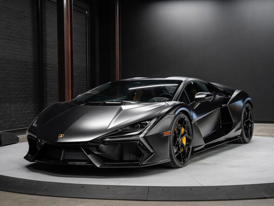2024 Lamborghini Revuelto 2024 Black