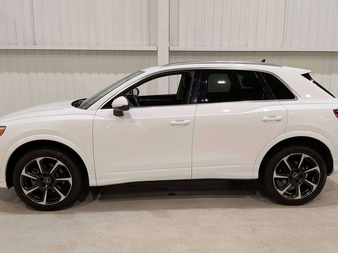 2021 Audi Q3 Progressiv 40 TFSI quattro White Val-David - photo #4