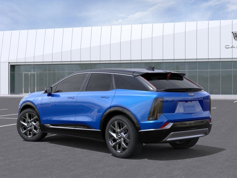 CADILLAC OPTIQ Luxe 4 portes 2027 Bleu