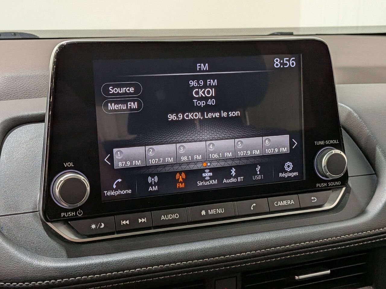 2023 Nissan Rogue AWD SV Moonroof Grey Val-David - photo #21