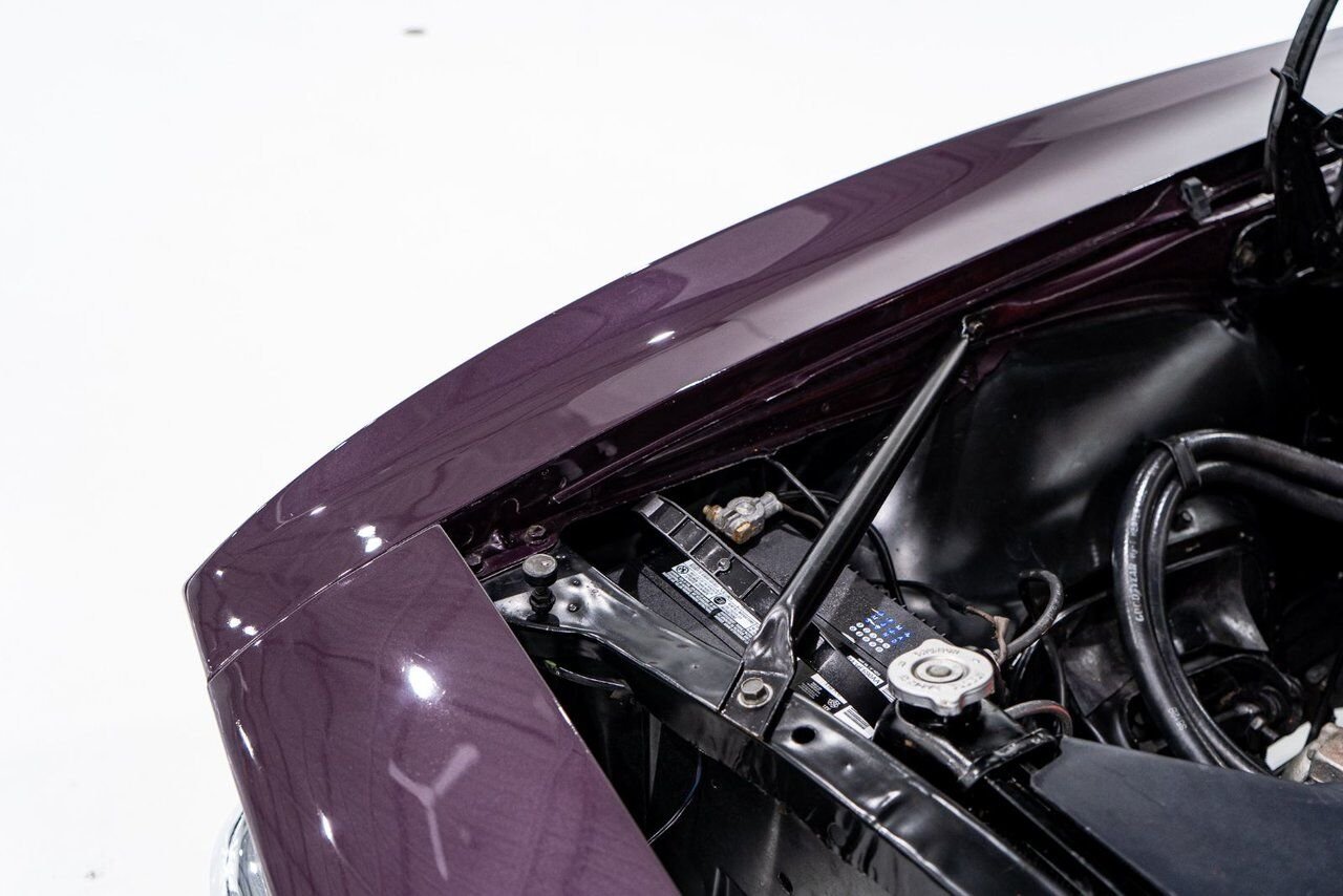 Chevrolet Camaro PRIX EN USD Convertible Beautifully presented from former Restoration 1967 mauve Montréal - photo #62
