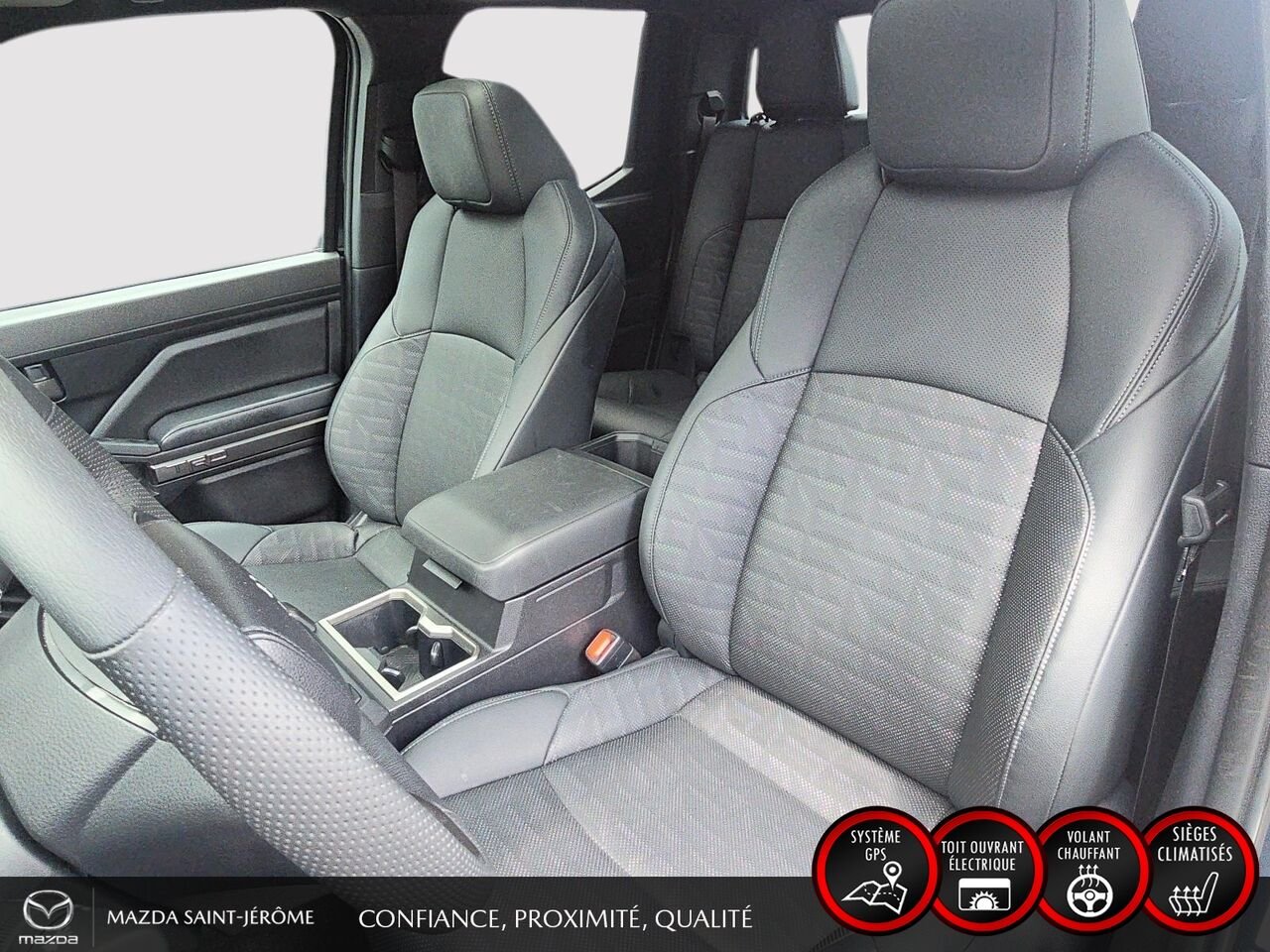 2025 Toyota Tacoma Black Sainte-Agathe-des-Monts - photo #16