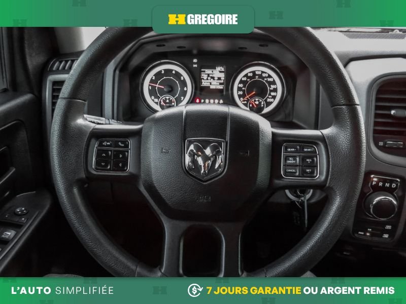 2019 Ram 1500 Grey Saint-Eustache - photo #15