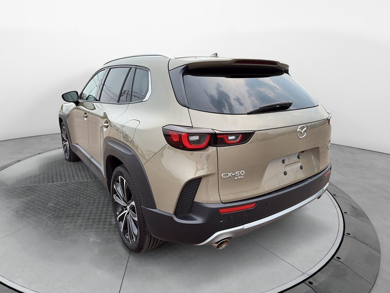 Mazda CX-50 GT TURBO 2023 Beige Baie-Comeau - photo #5