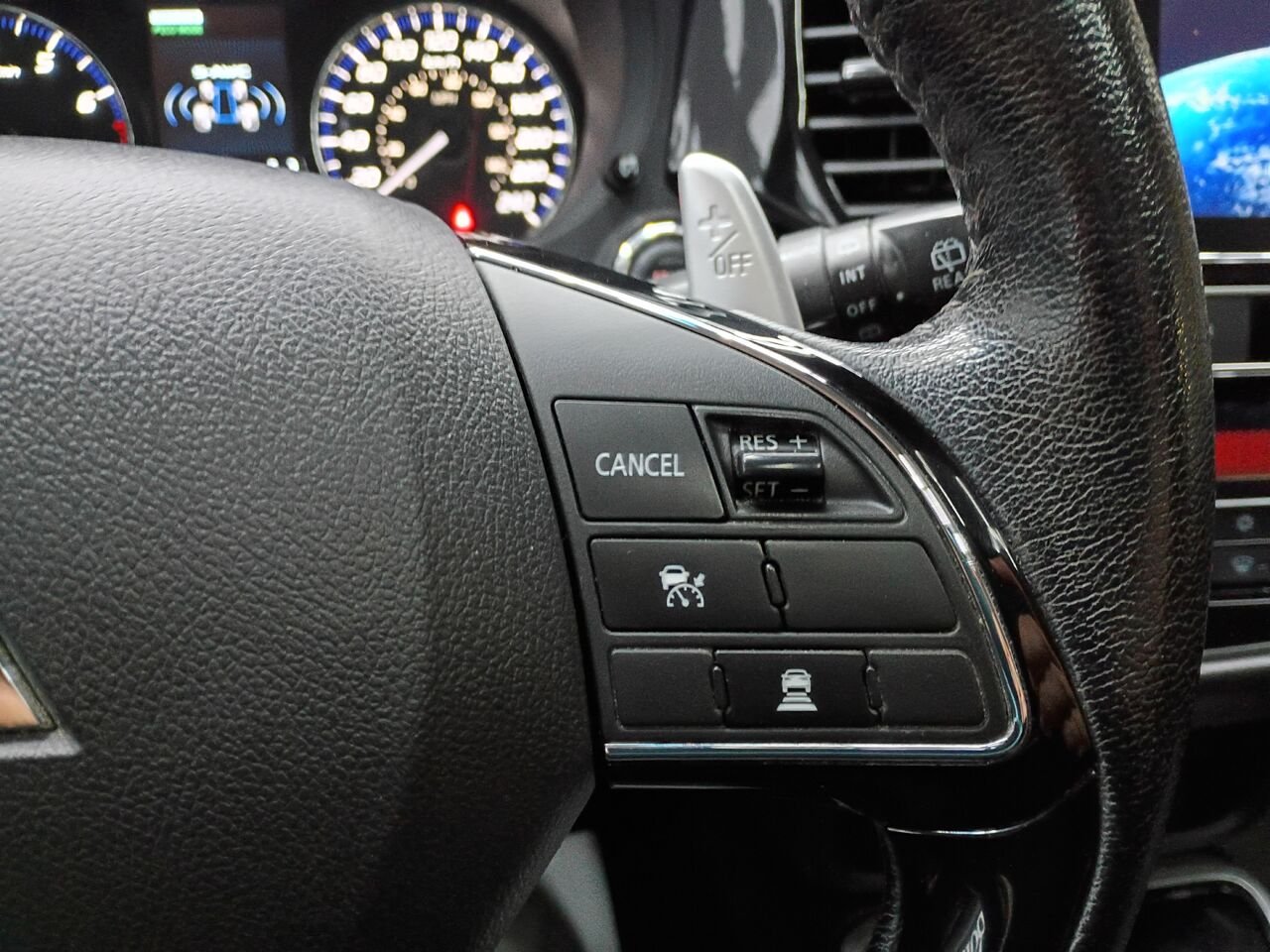 2019 Mitsubishi Outlander Red Blainville - photo #28