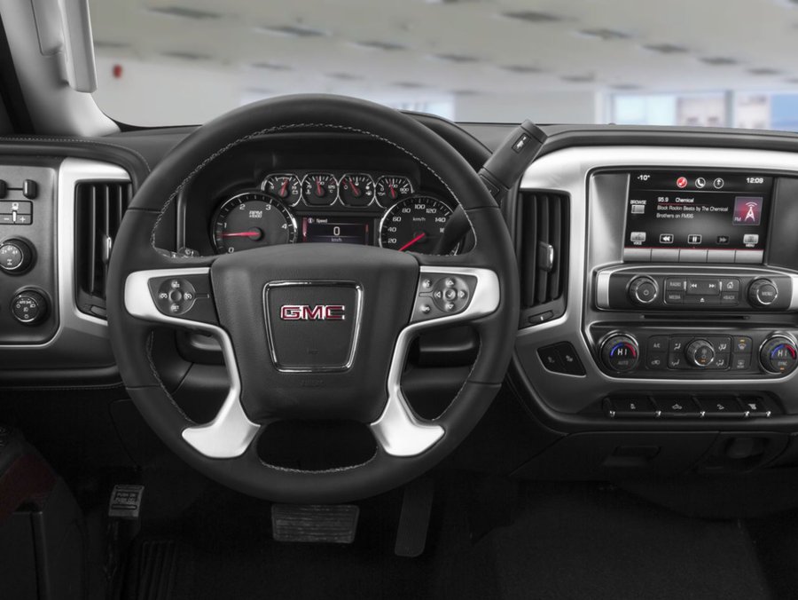 GMC Sierra 2500HD fabriqué après le 14 août SLE cabine multiplace 4RM 167,7 po 2015 Argent