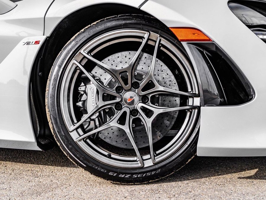 2018 McLaren 720S 2018 White