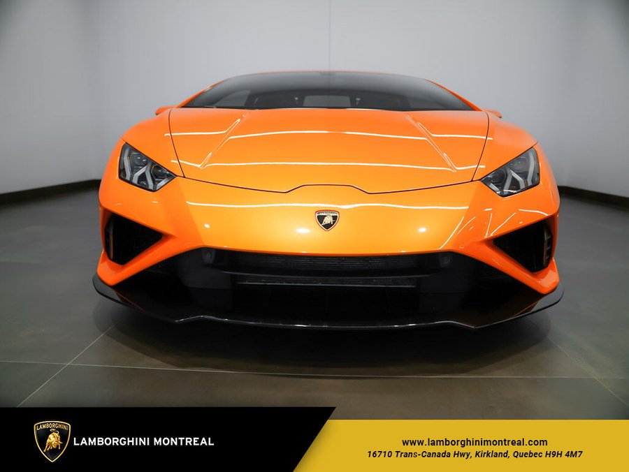 2022 Lamborghini Huracan Evo RWD Orange