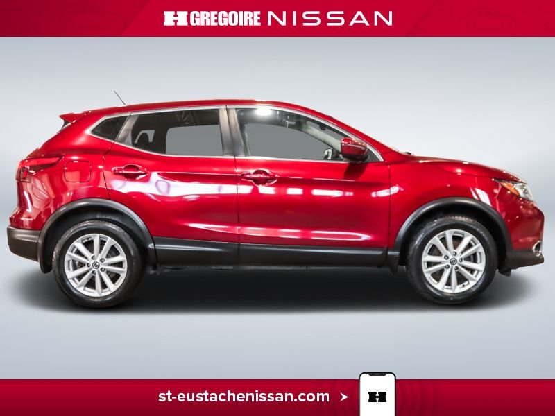 2019 Nissan Qashqai Red Laval - photo #12
