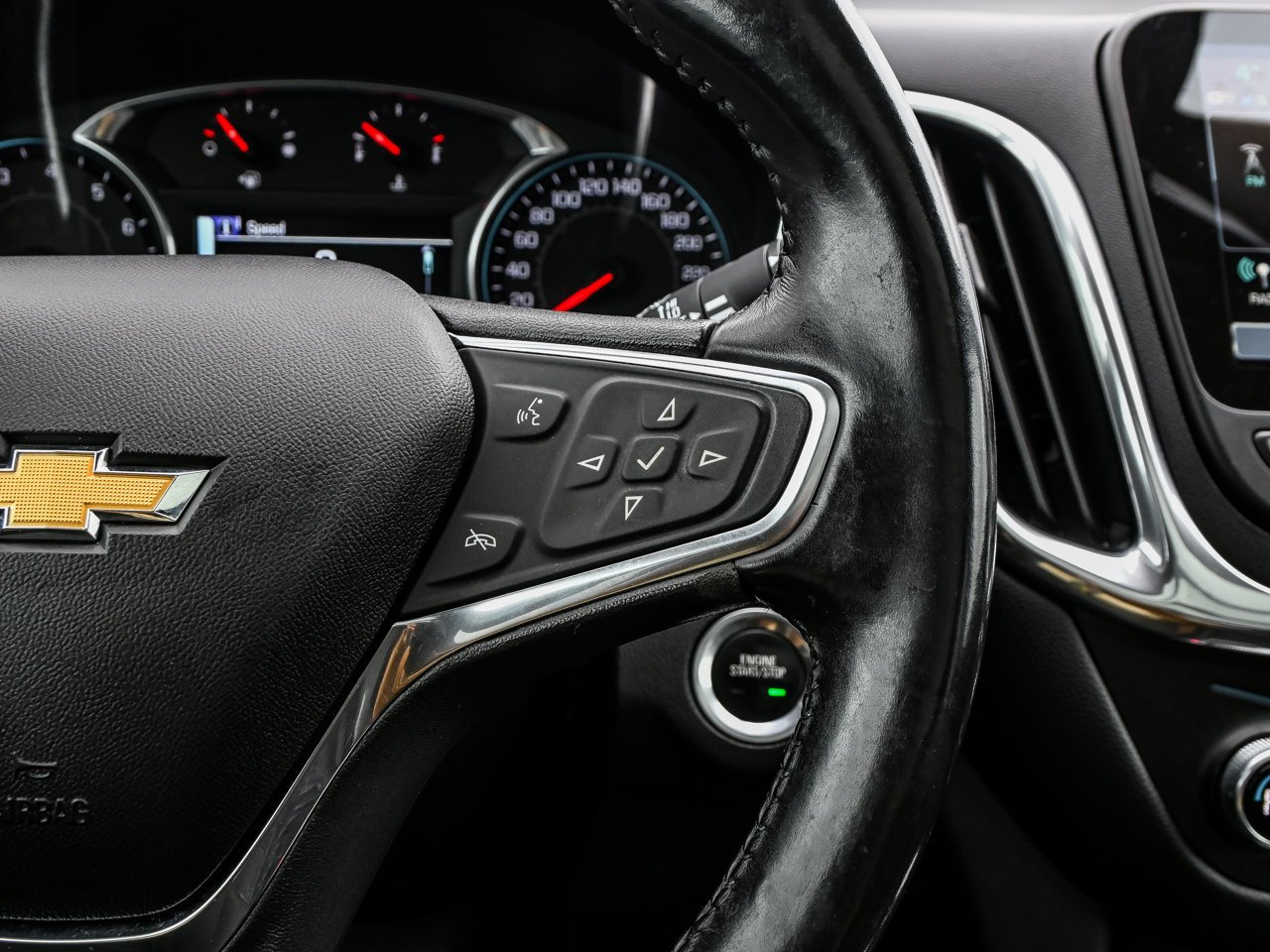 2018 Chevrolet Equinox AWD 4dr LT w/1LT Black Sherwood Park - photo #24