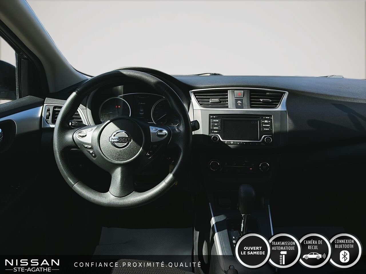 2018 Nissan Sentra Blue Ste-Agathe des Monts - photo #8