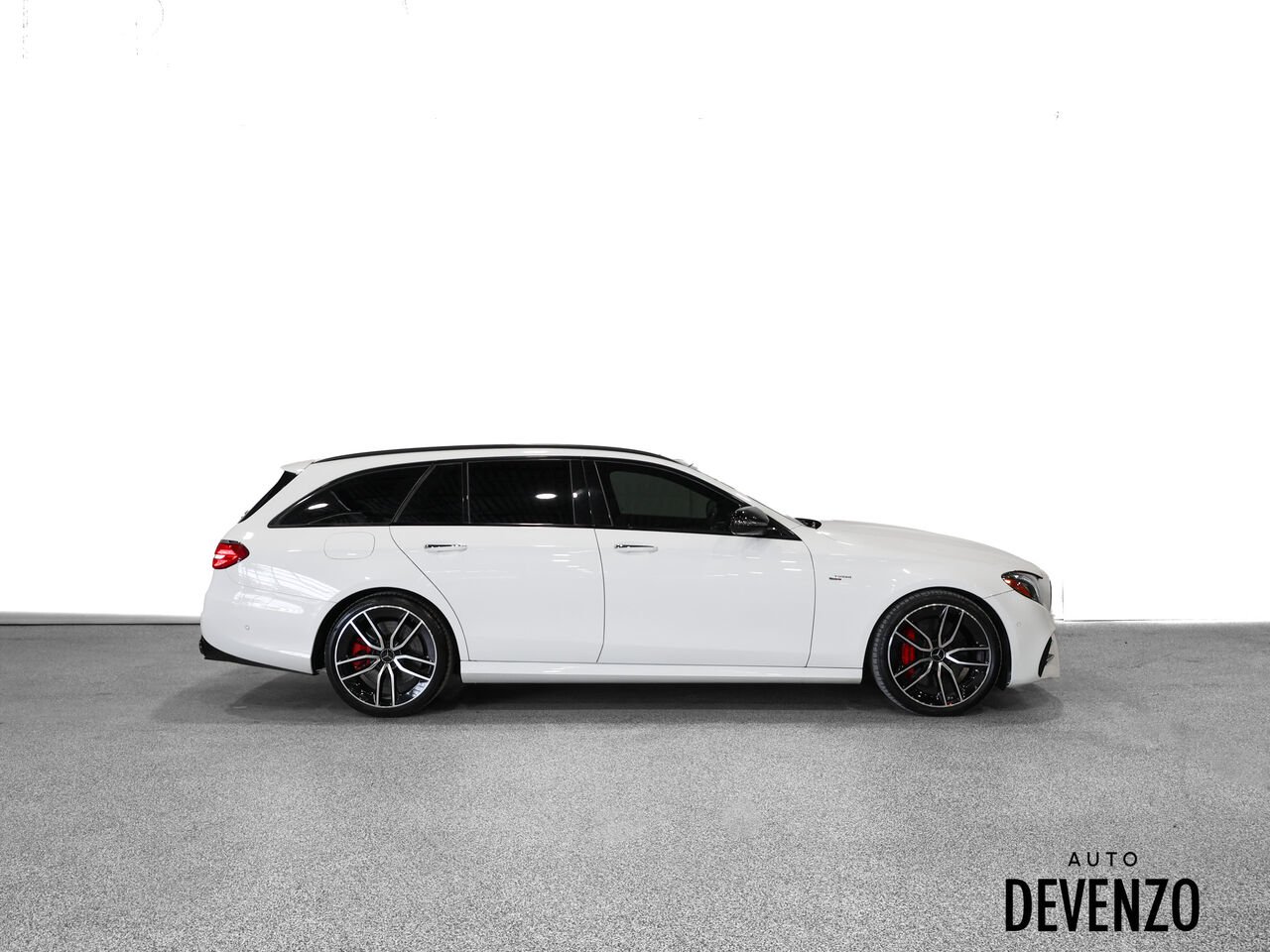 2019 Mercedes-Benz E-Class White Saint-Eustache - photo #2