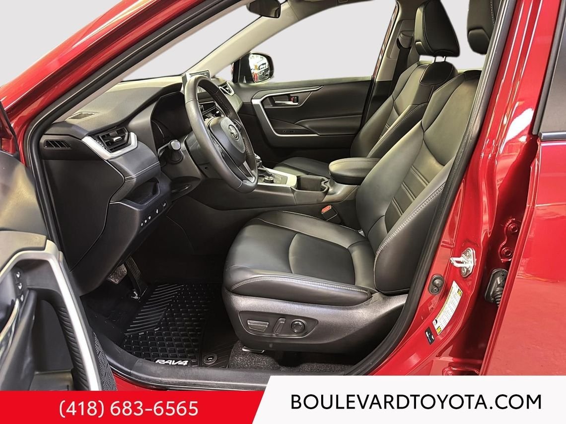 Toyota RAV4 99166A-80 | XLE Hybride 2024 Rouge Québec - photo #9